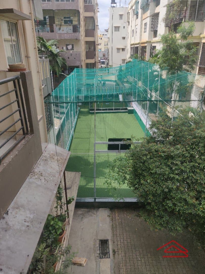 Project: BadmintonCourt