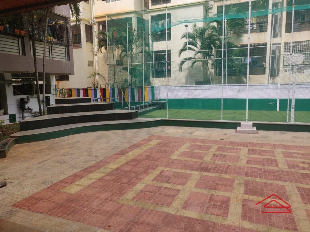 Project: BadmintonCourt