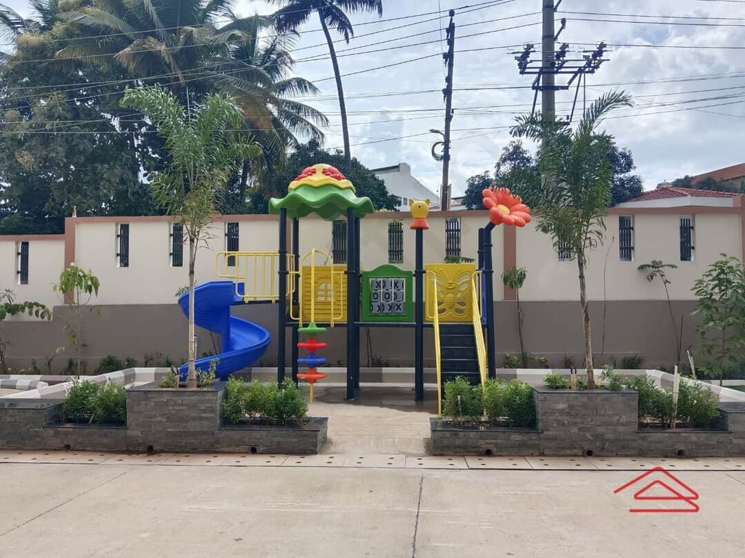 Project: KidsPlayArea