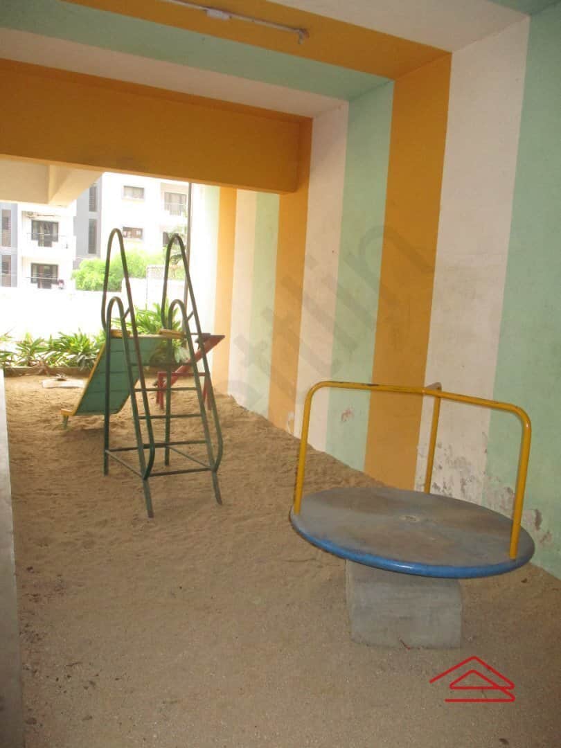 Project: KidsPlayArea