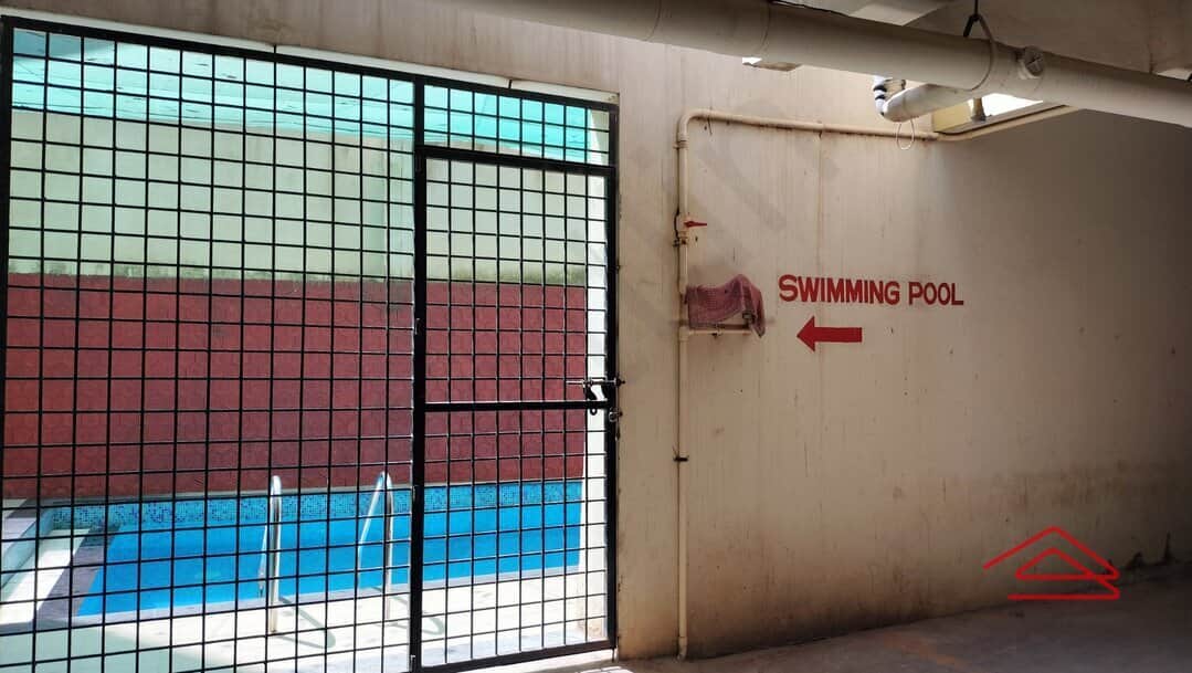 Project: SwimmingPool