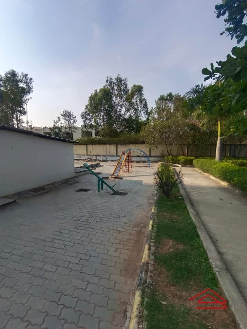 Project: KidsPlayArea