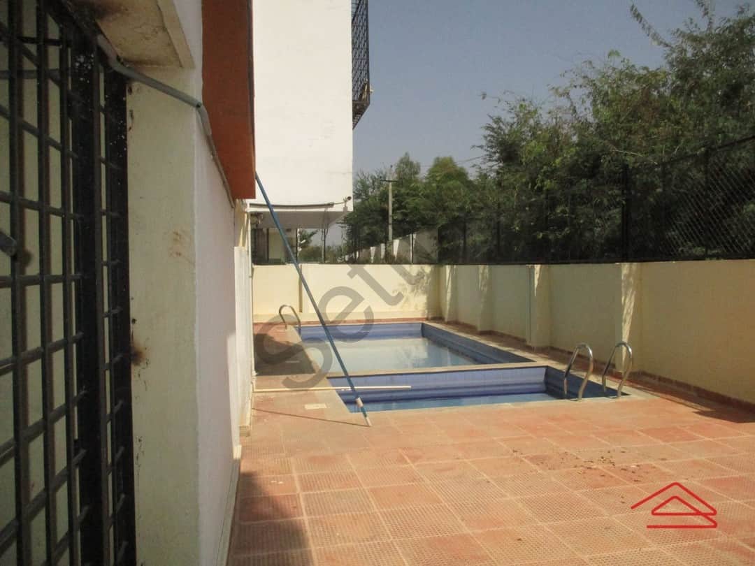 Project: SwimmingPool