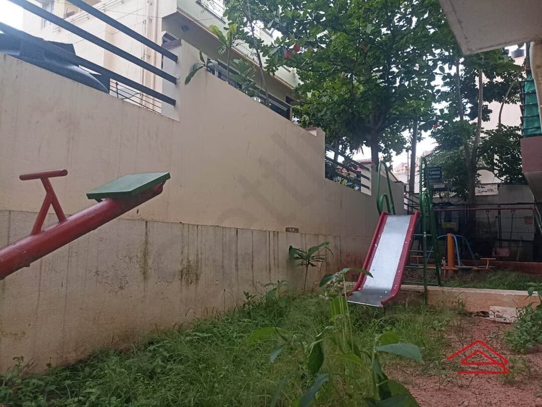 Project: KidsPlayArea