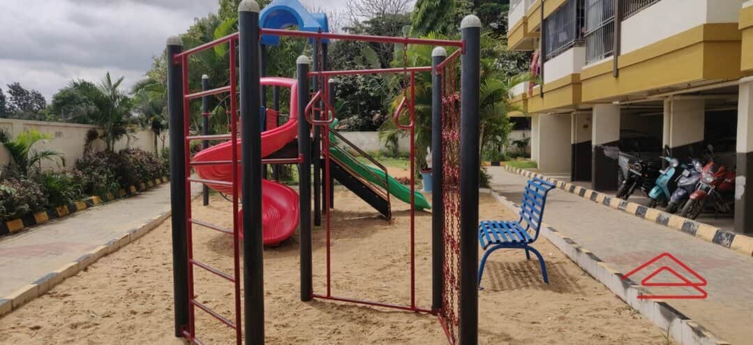 Project: KidsPlayArea