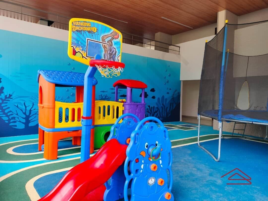 Project: KidsPlayArea