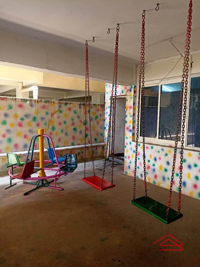 Project: KidsPlayArea