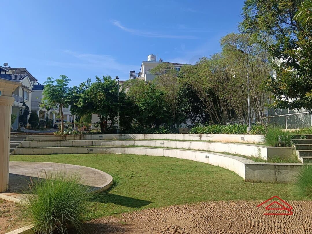 Project: AmphiTheatre