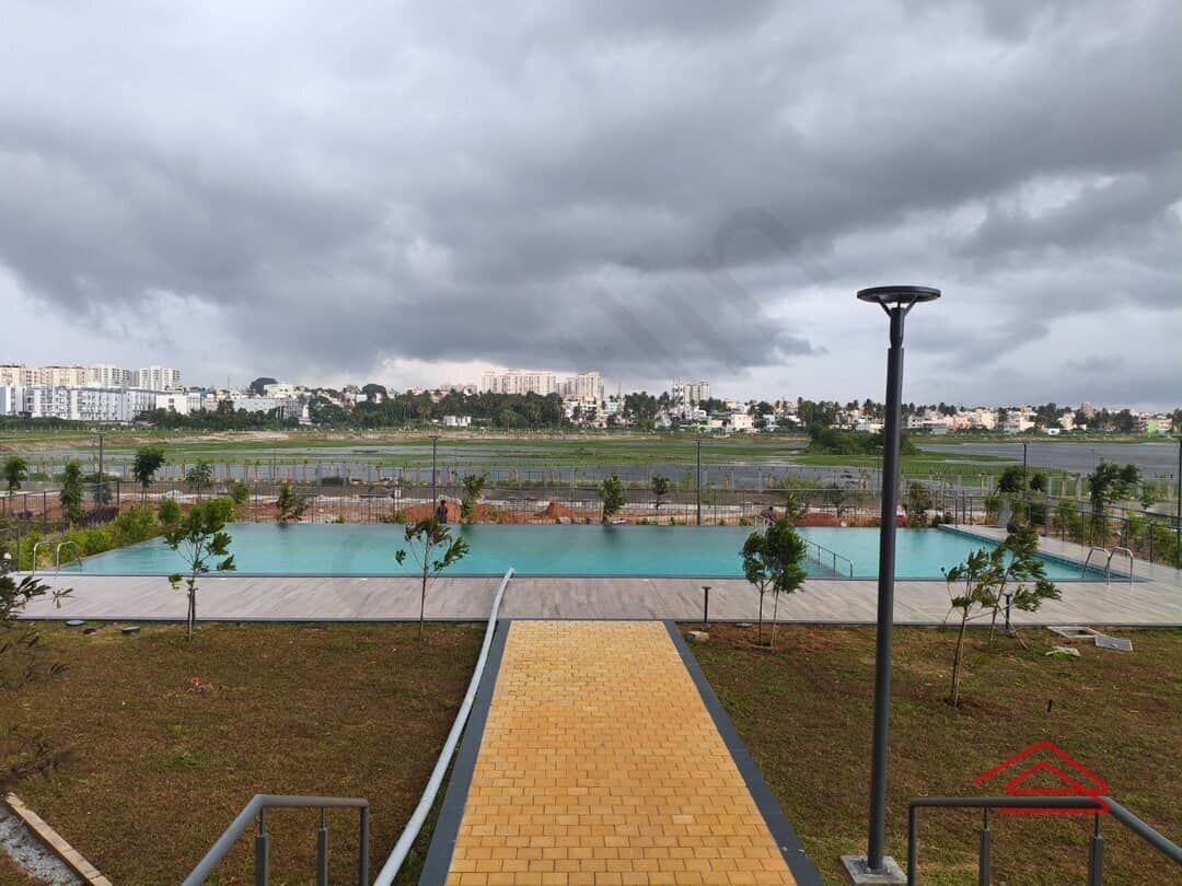 SwimmingPool