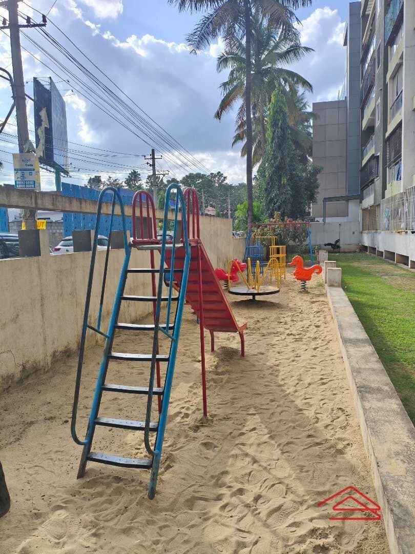 Project: KidsPlayArea