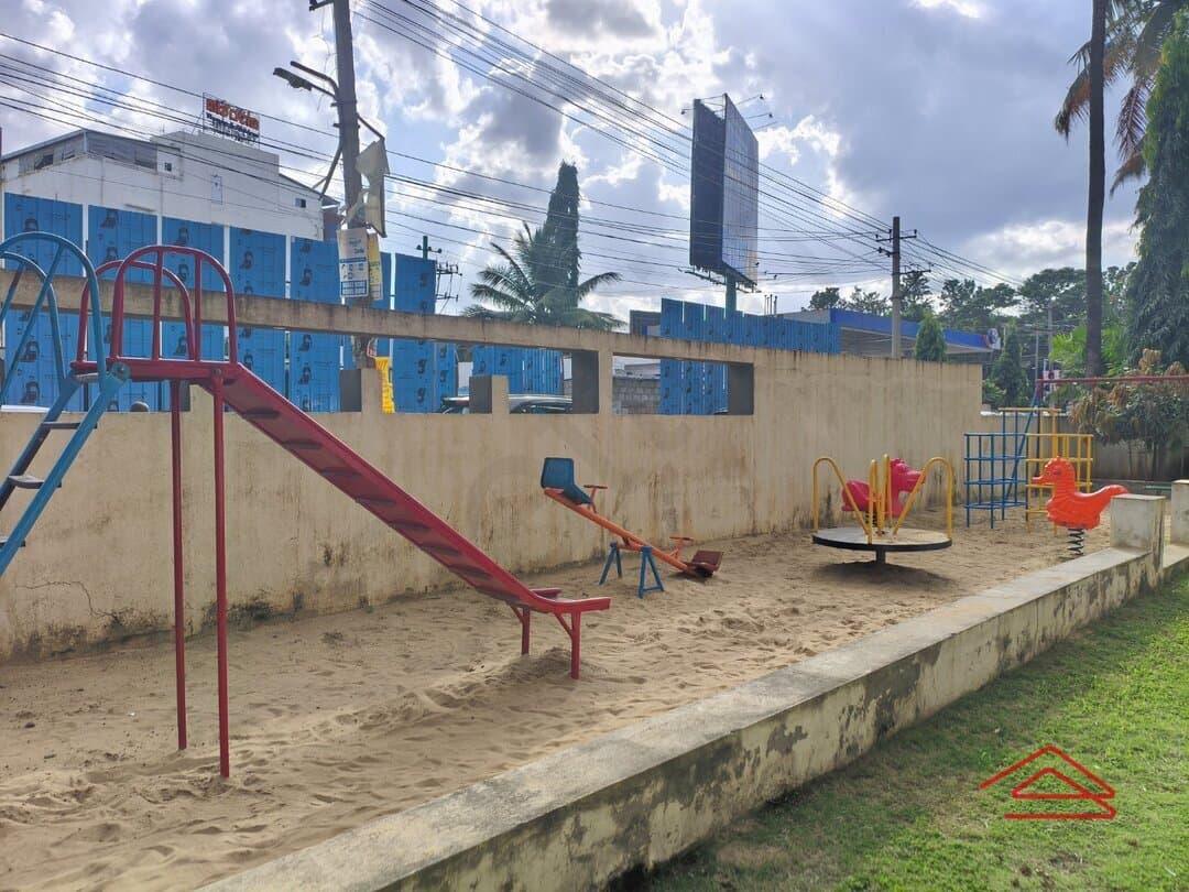 Project: KidsPlayArea