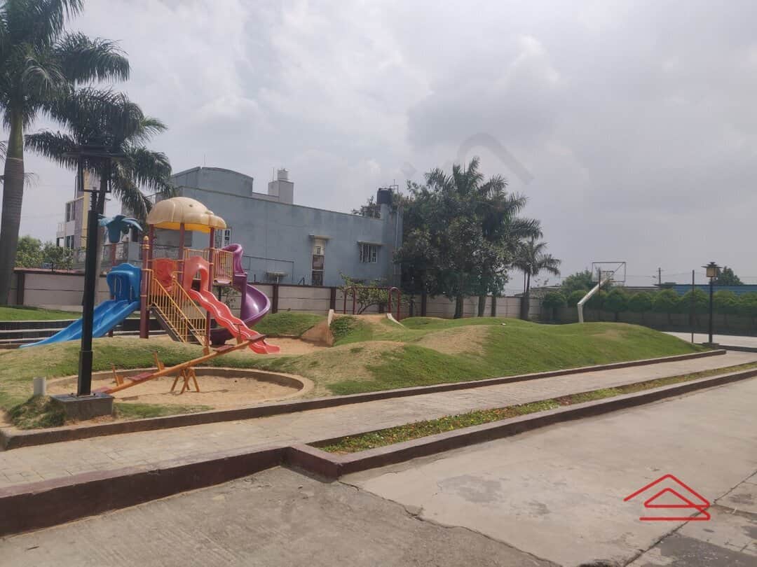 Project: KidsPlayArea