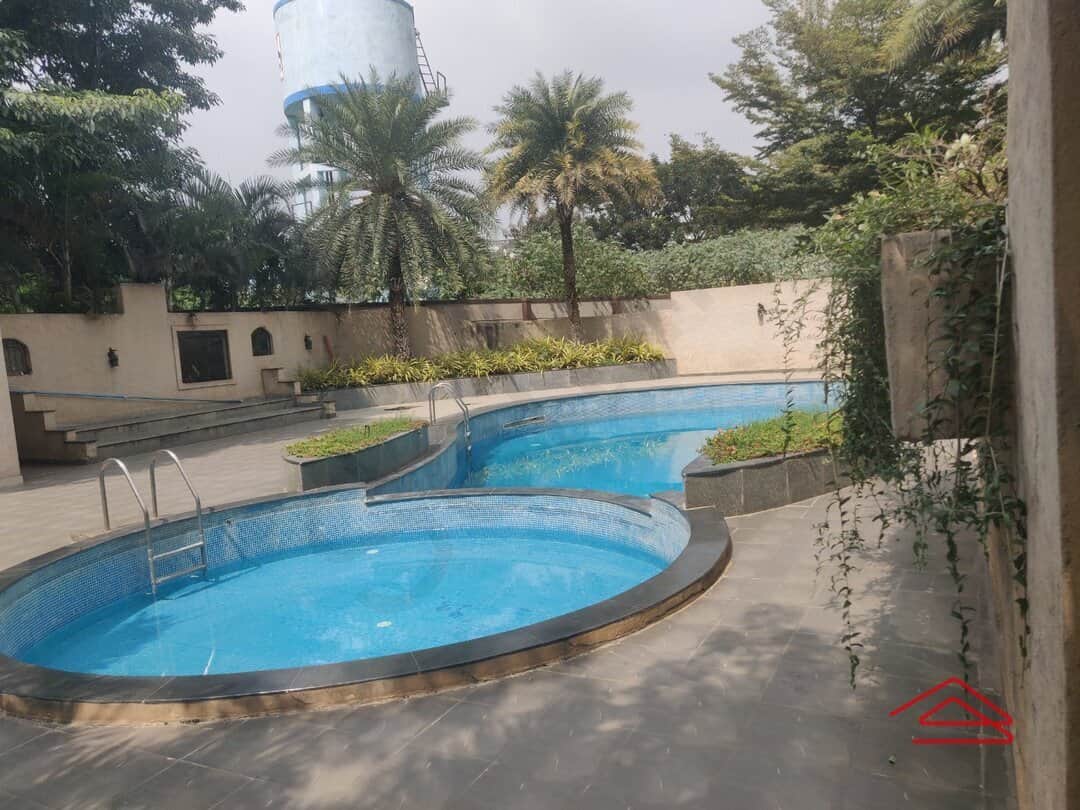 Project: SwimmingPool