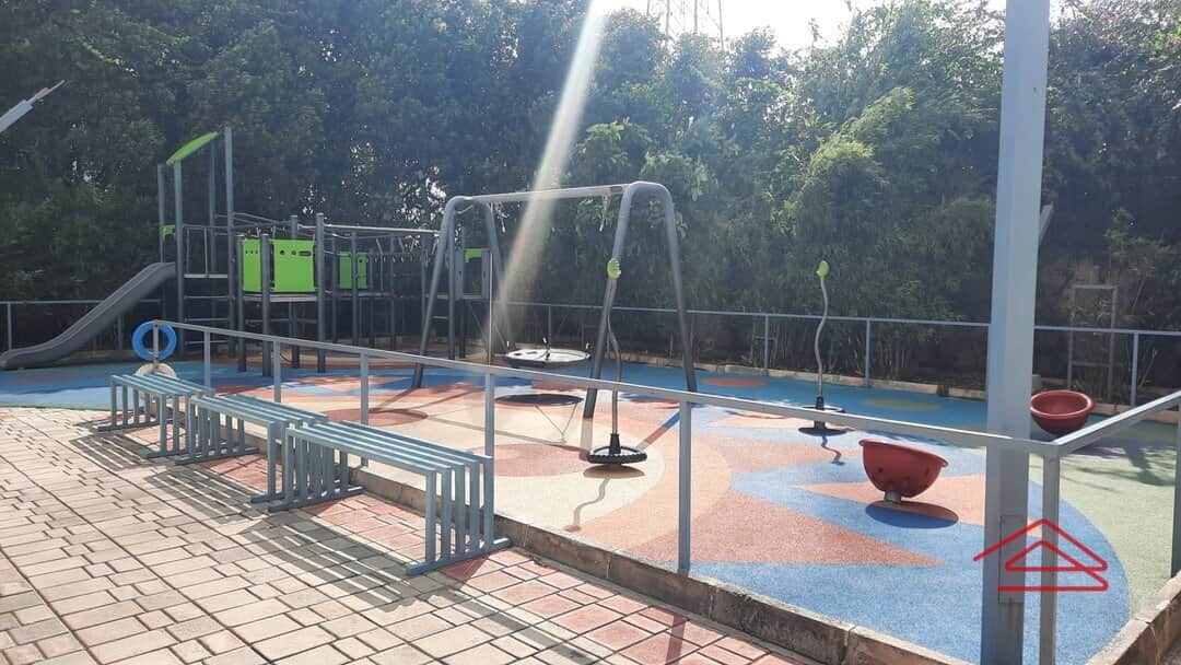 Project: KidsPlayArea