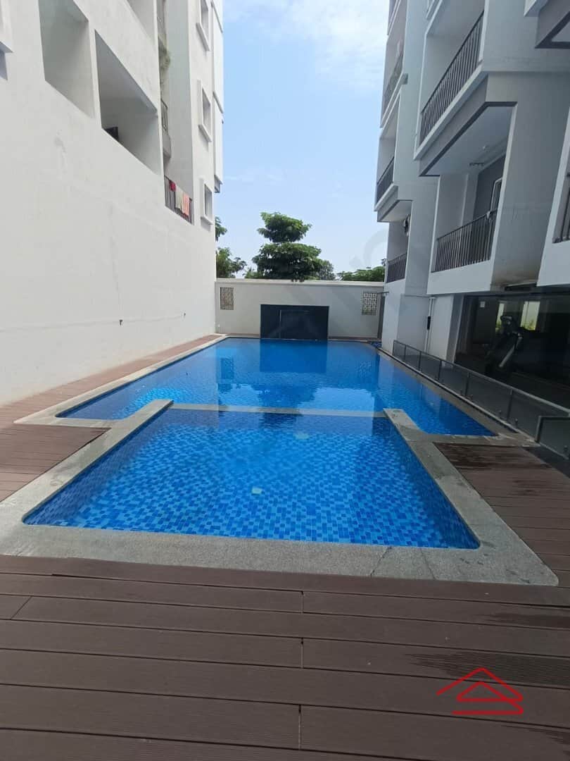 Project: SwimmingPool