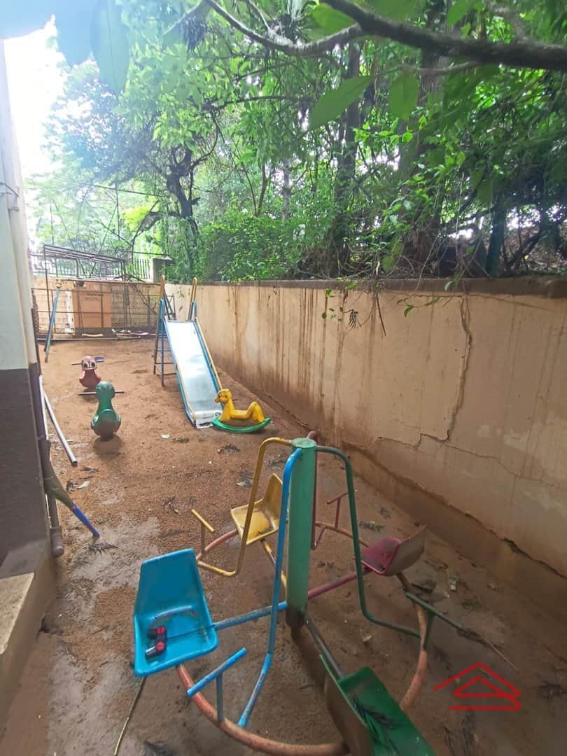 Project: KidsPlayArea