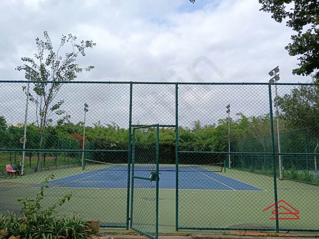 Project: BadmintonCourt