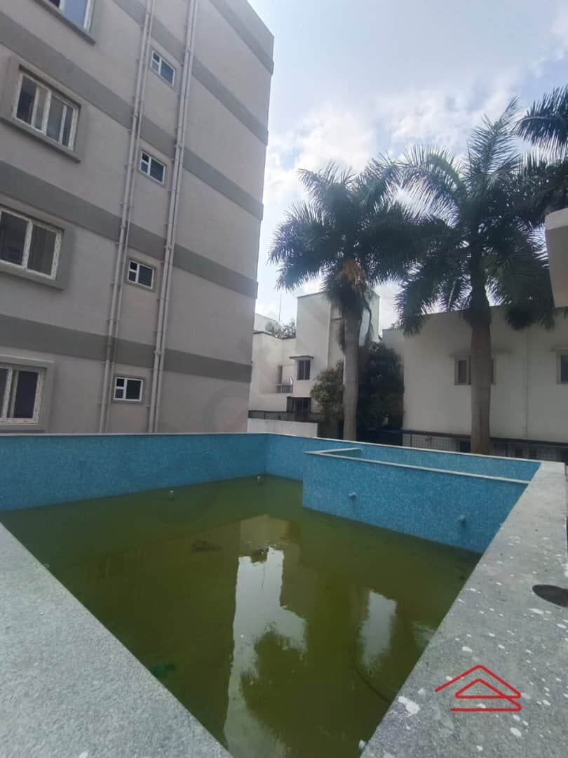 Project: SwimmingPool