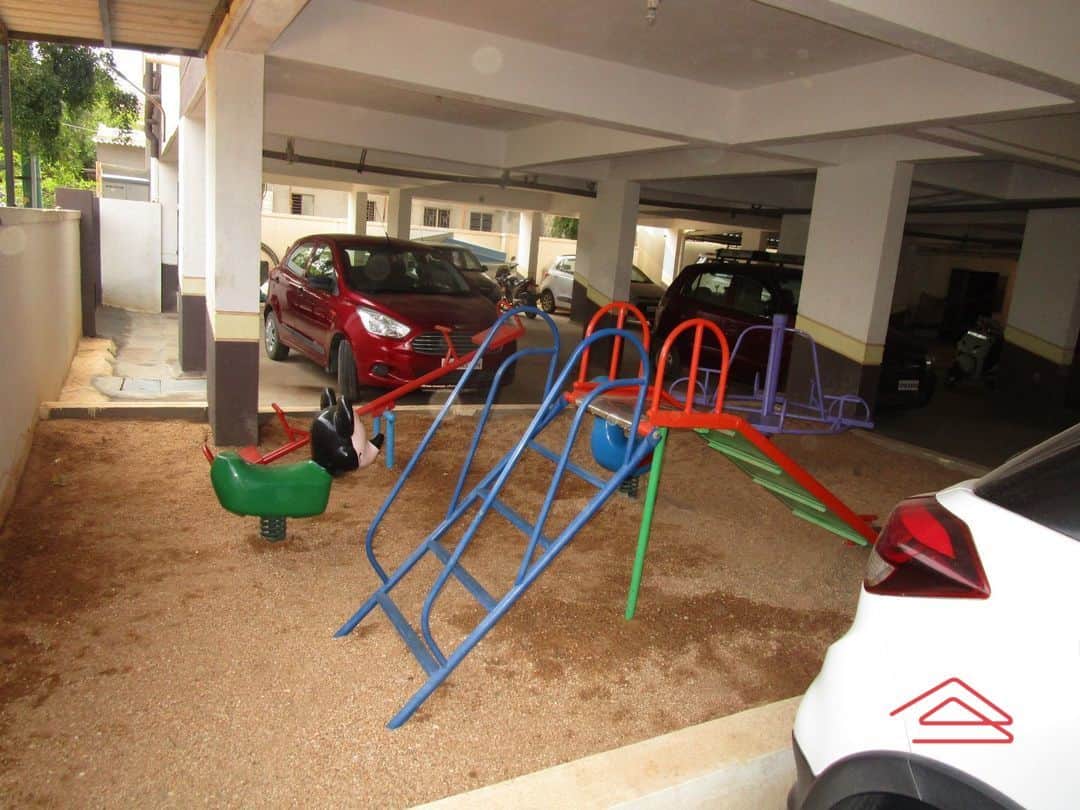 Project: KidsPlayArea