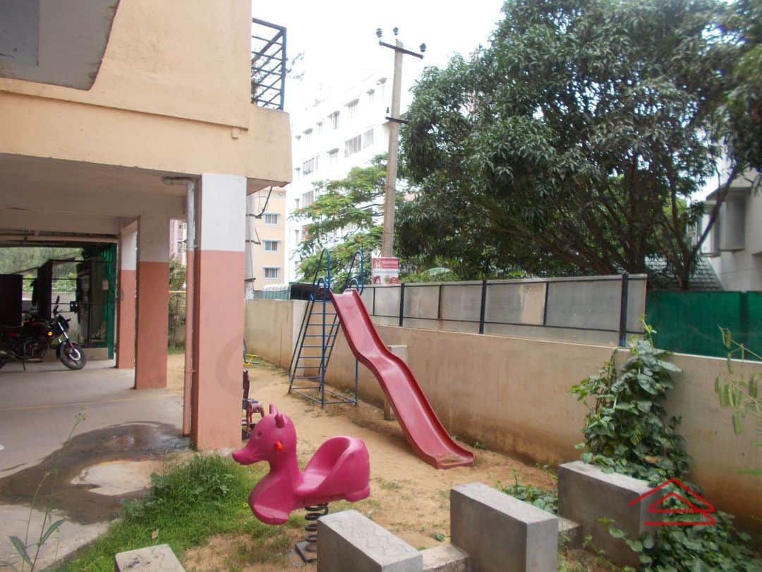 Project: KidsPlayArea