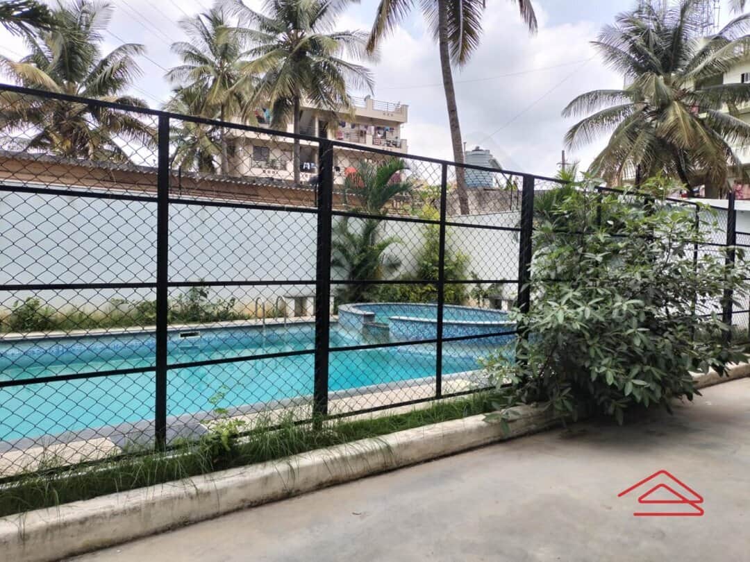 Project: SwimmingPool