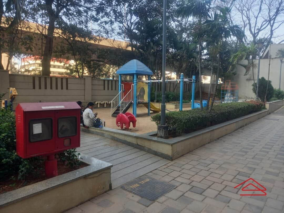 Project: KidsPlayArea