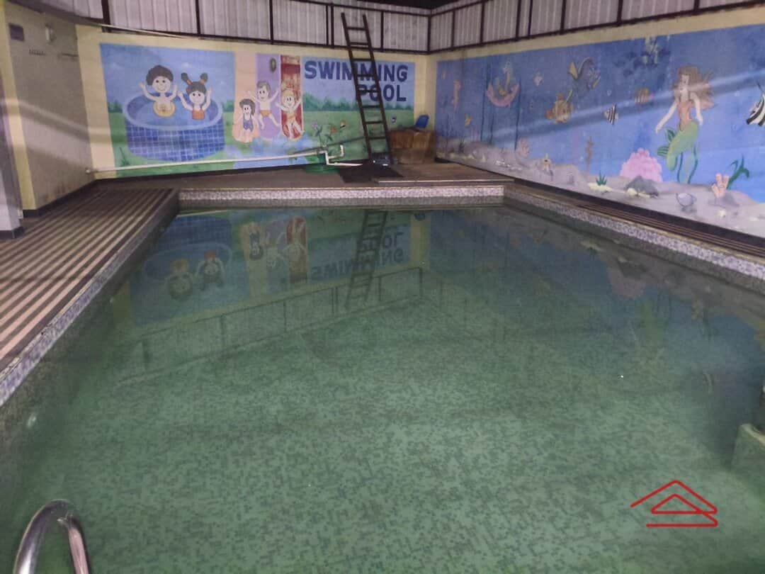 Project: SwimmingPool