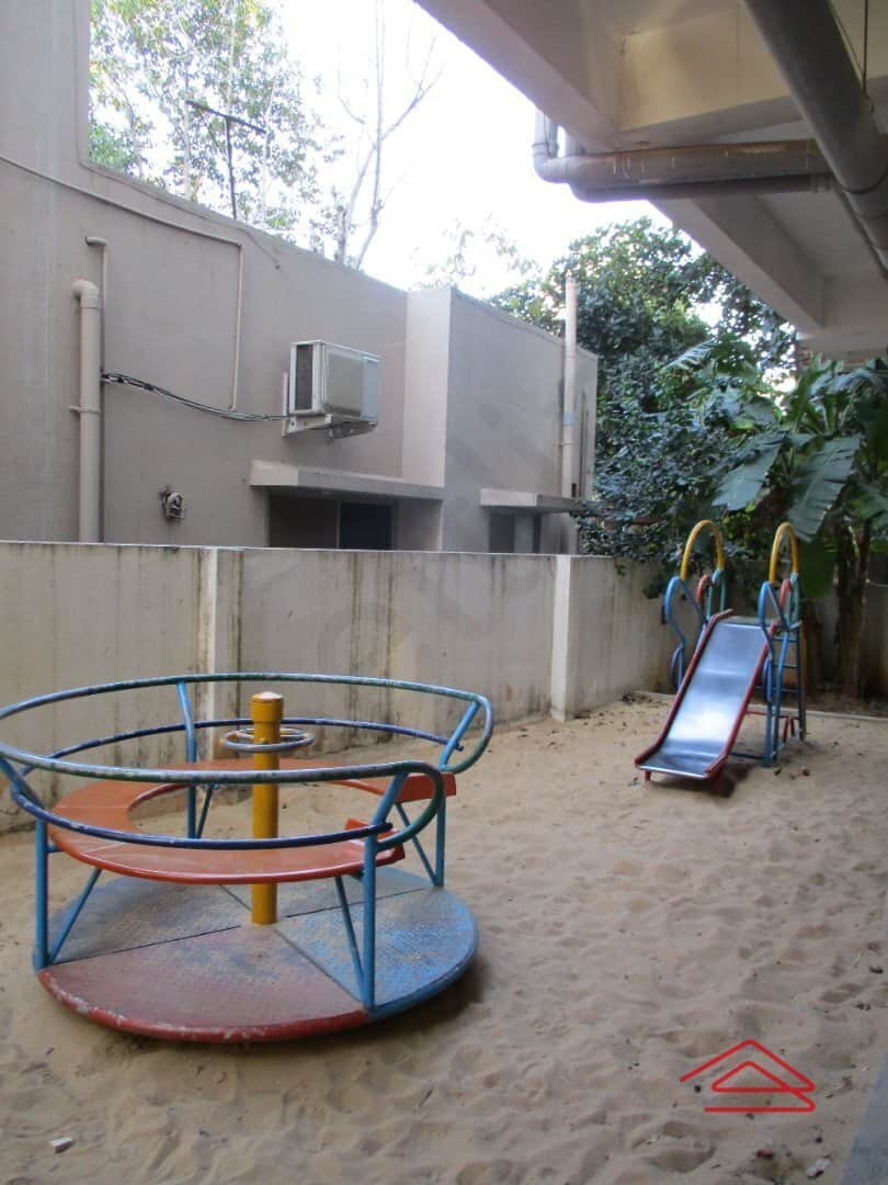 Project: KidsPlayArea