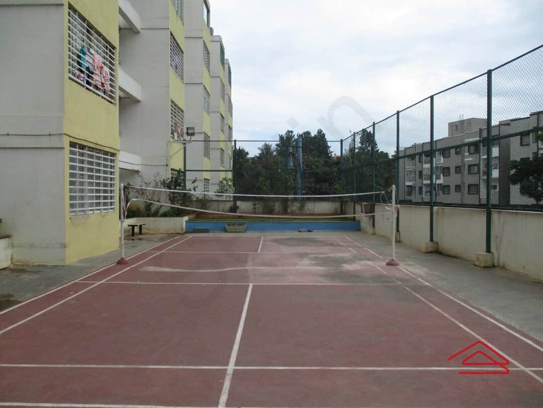 Project: BadmintonCourt