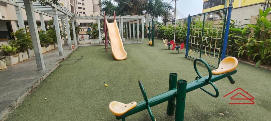 Project: KidsPlayArea