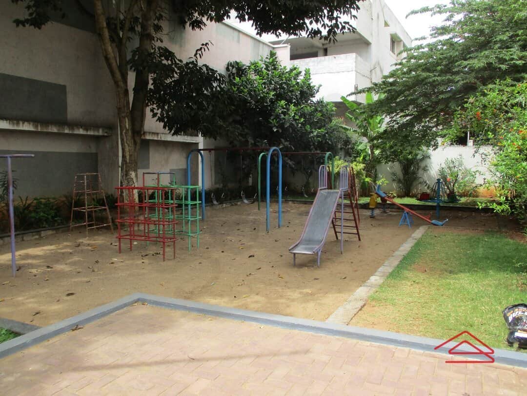 Project: KidsPlayArea