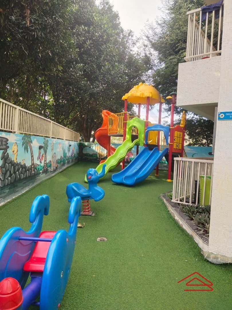 Project: KidsPlayArea