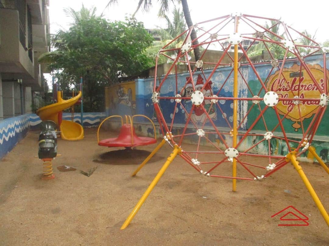 Project: KidsPlayArea