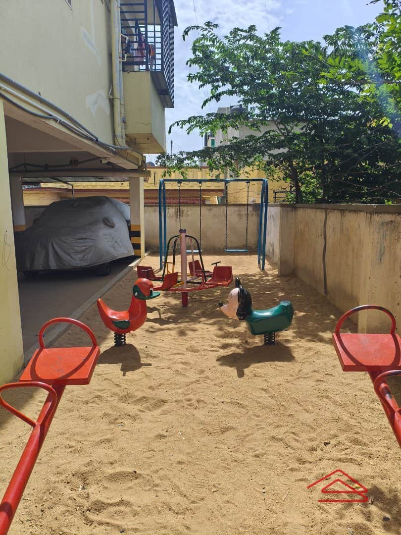 Project: KidsPlayArea