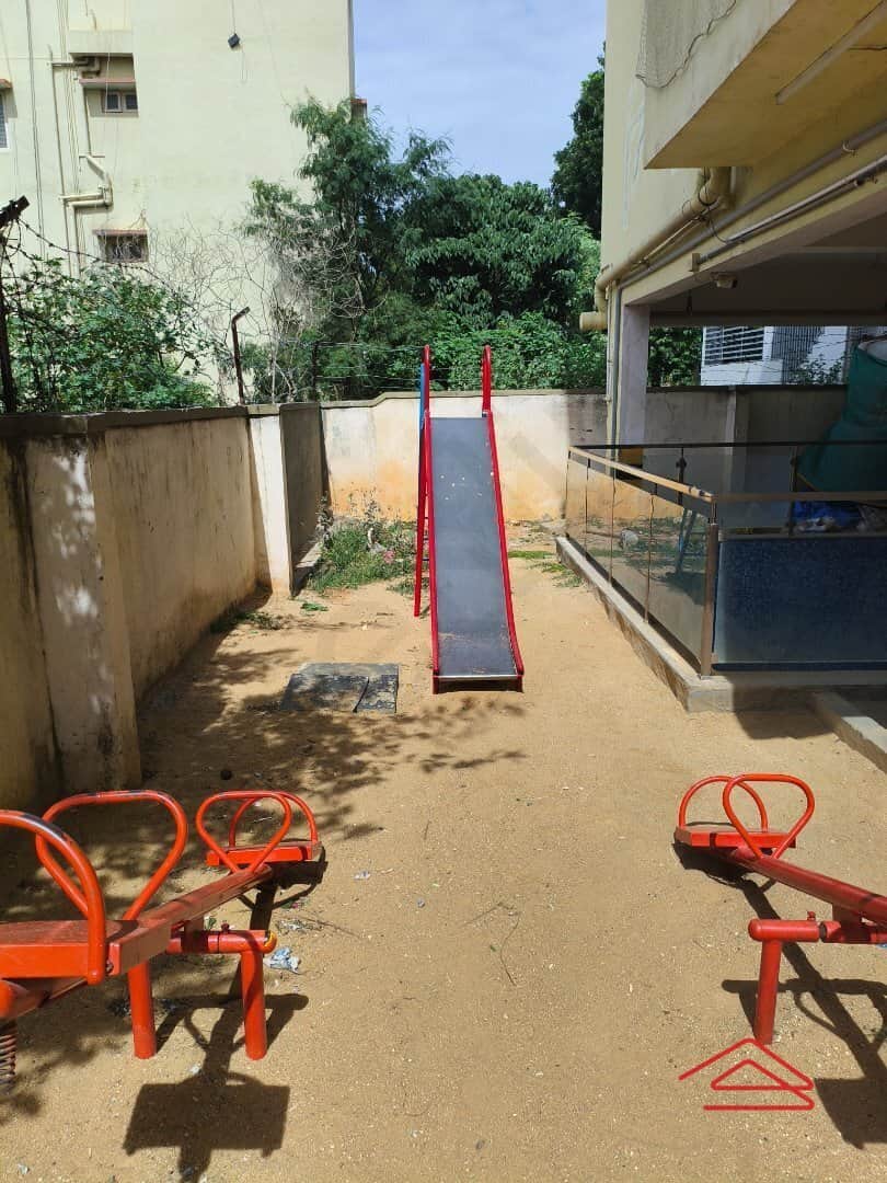 Project: KidsPlayArea