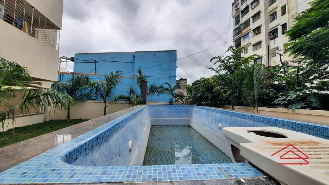 Project: SwimmingPool