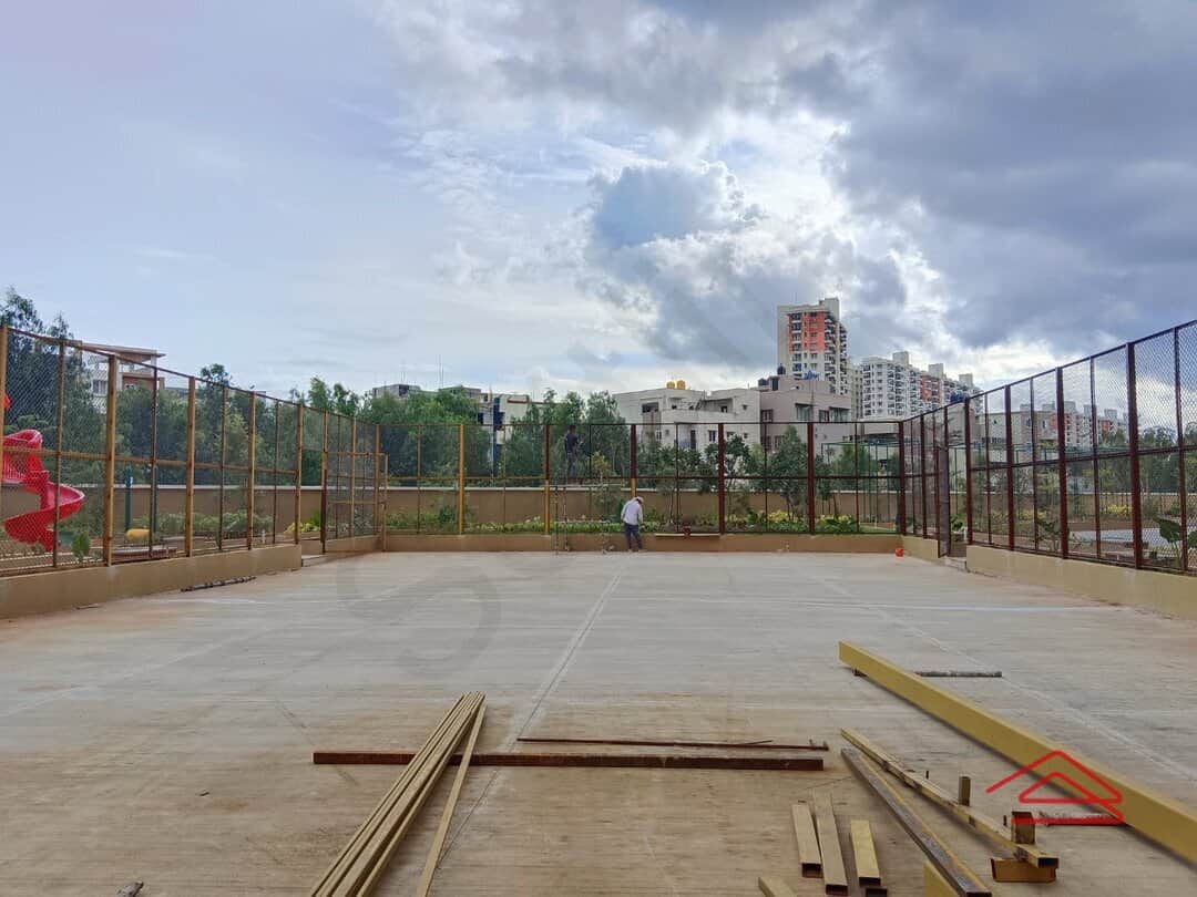 Project: BadmintonCourt