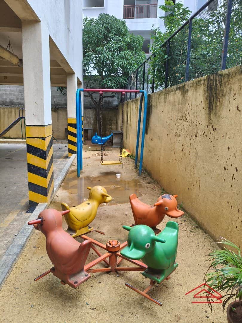 Project: KidsPlayArea