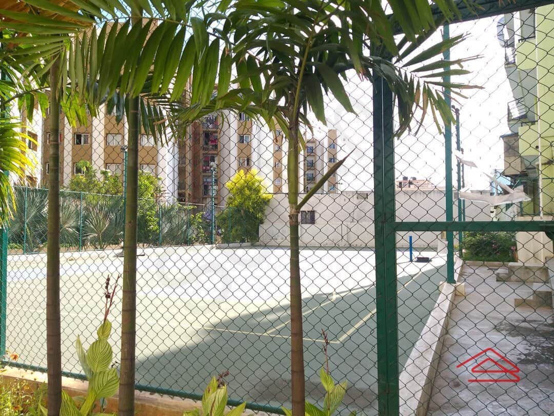 Project: BadmintonCourt