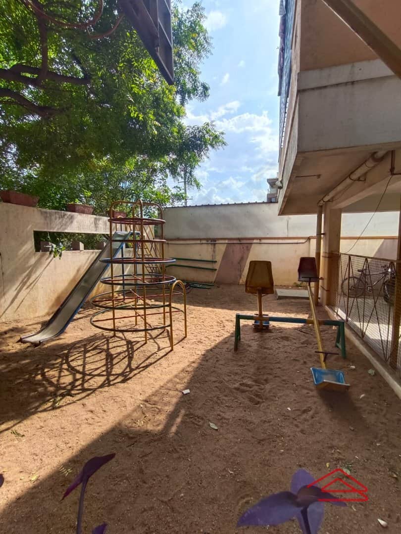 Project: KidsPlayArea