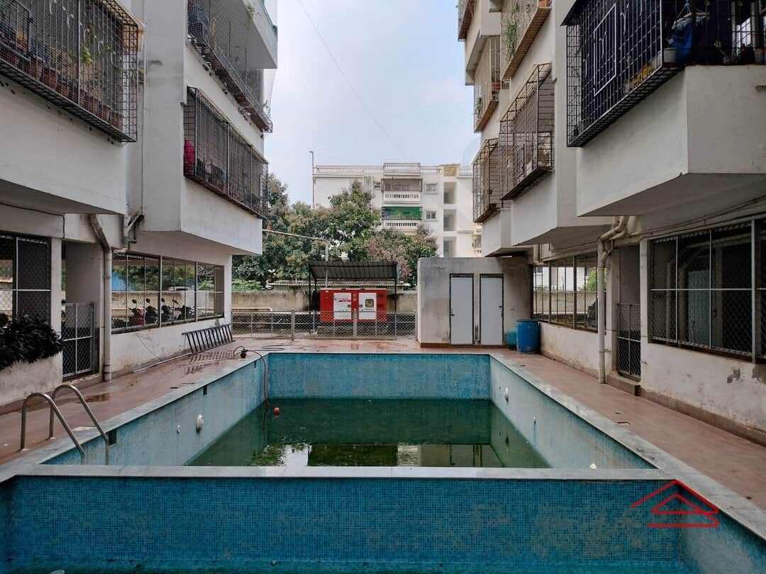 Project: SwimmingPool