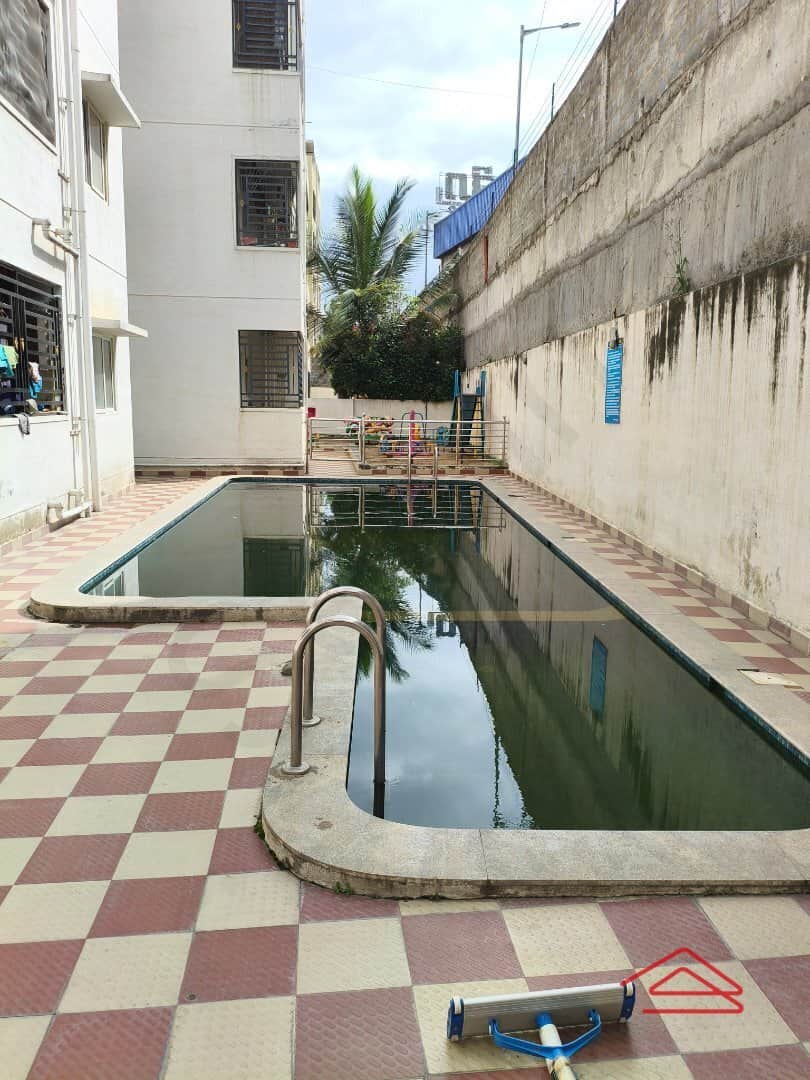 Project: SwimmingPool