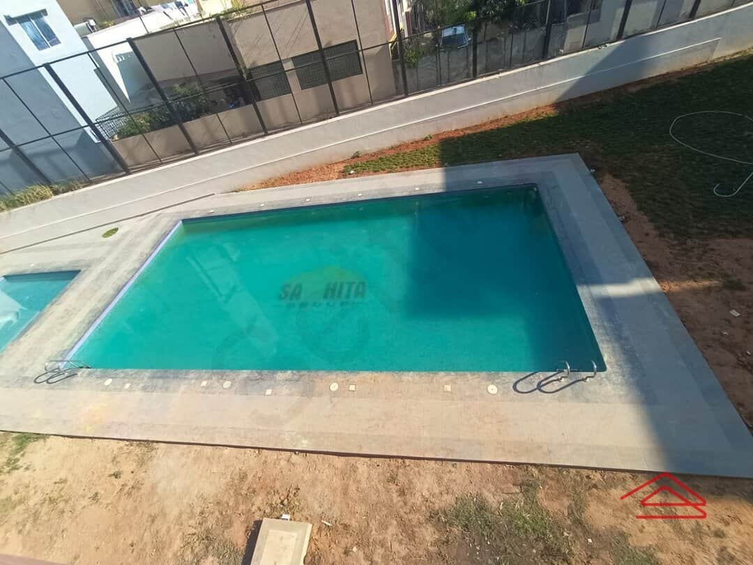 Project: SwimmingPool