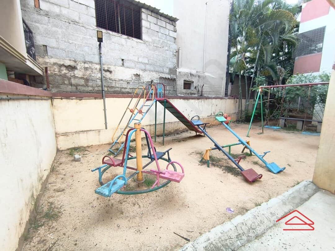 Project: KidsPlayArea