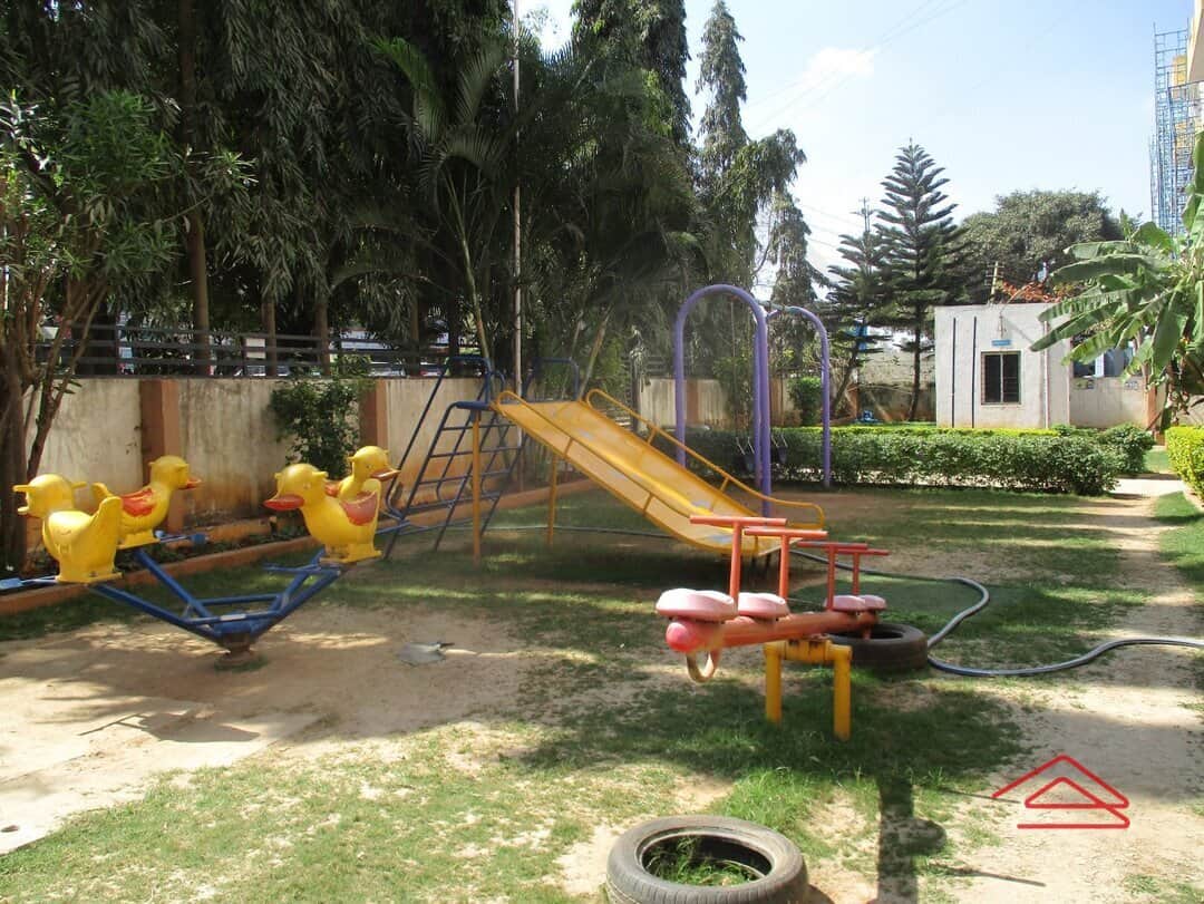 Project: KidsPlayArea