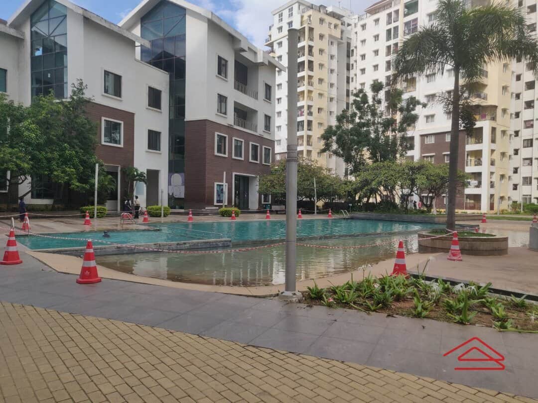 Project: SwimmingPool