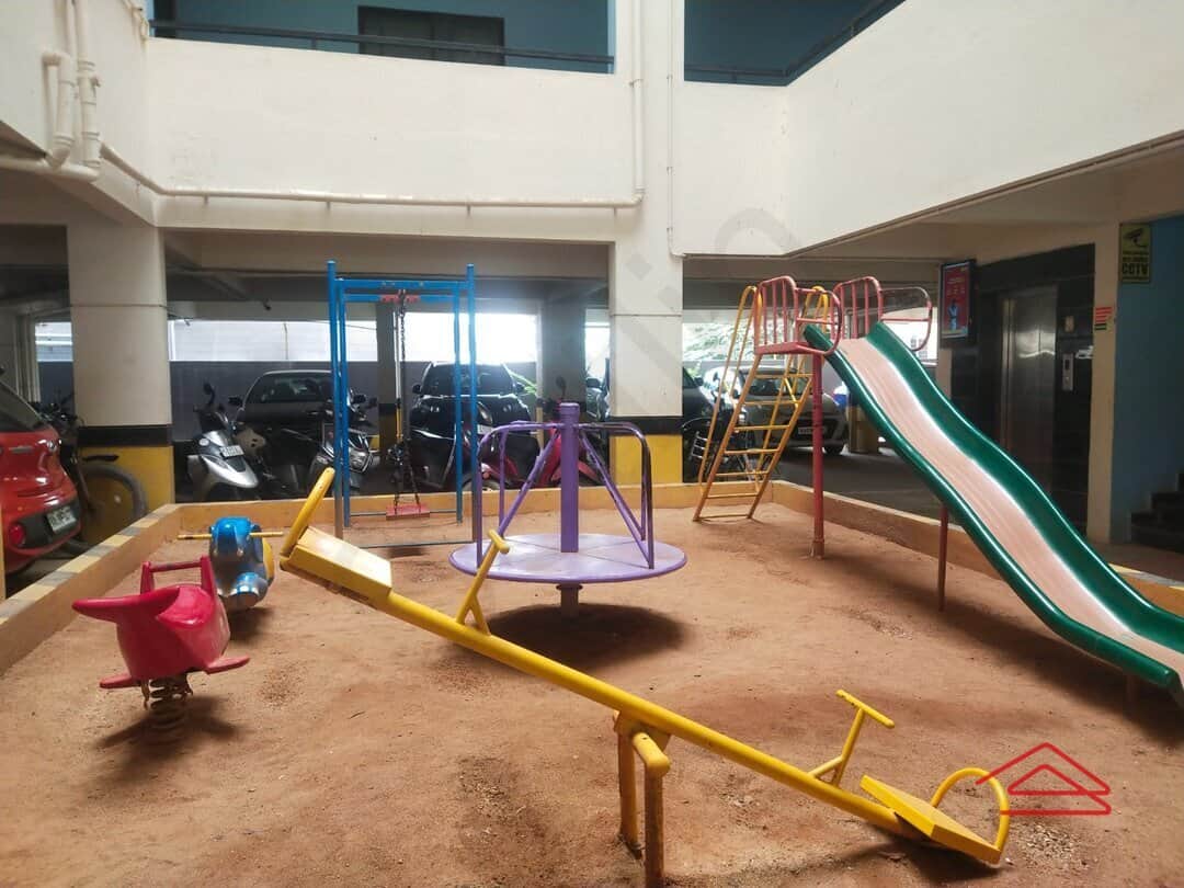 Project: KidsPlayArea