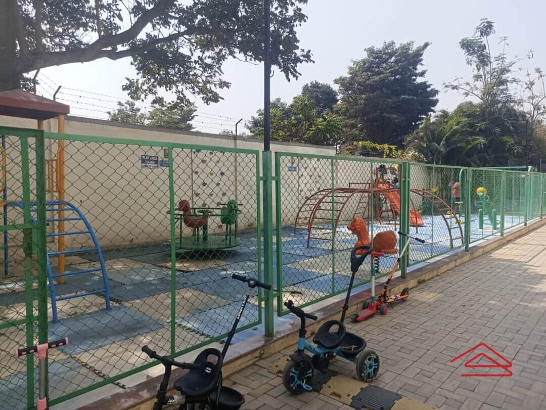 Project: KidsPlayArea