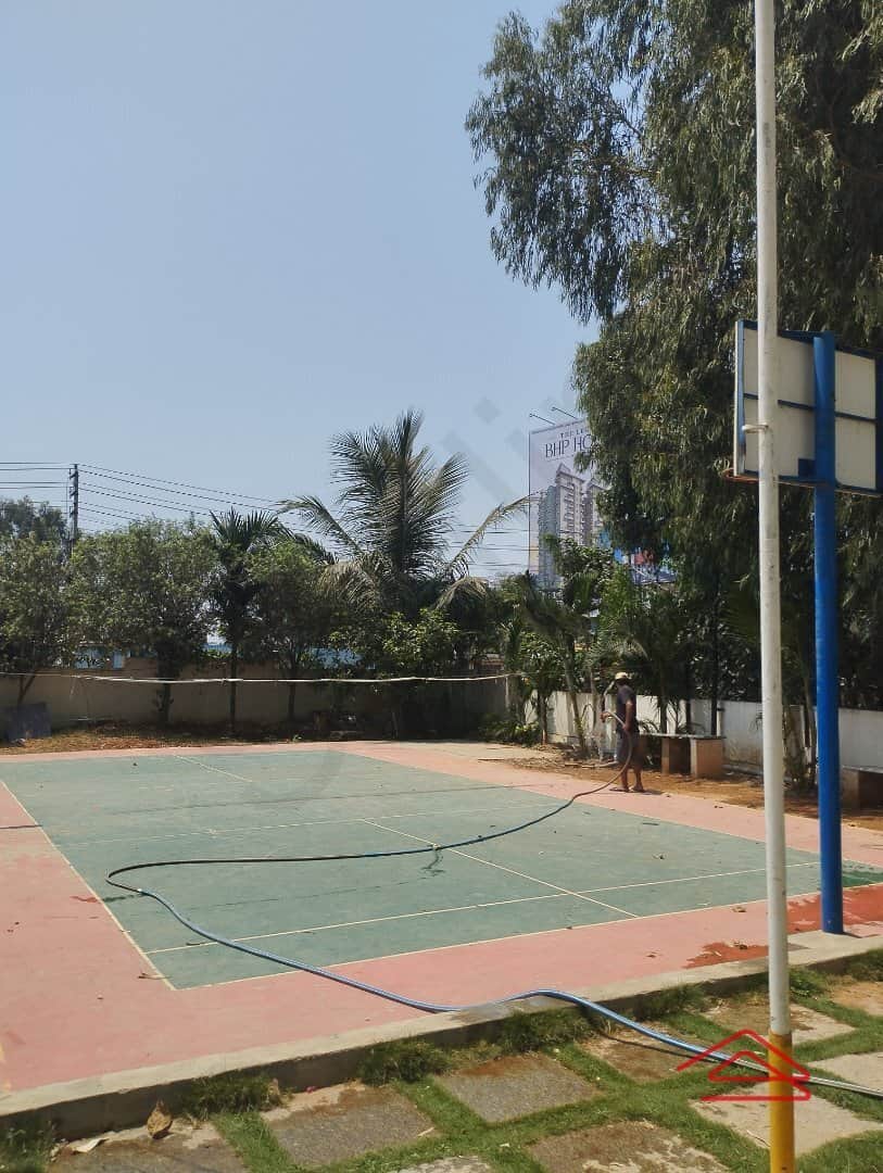 Project: BadmintonCourt