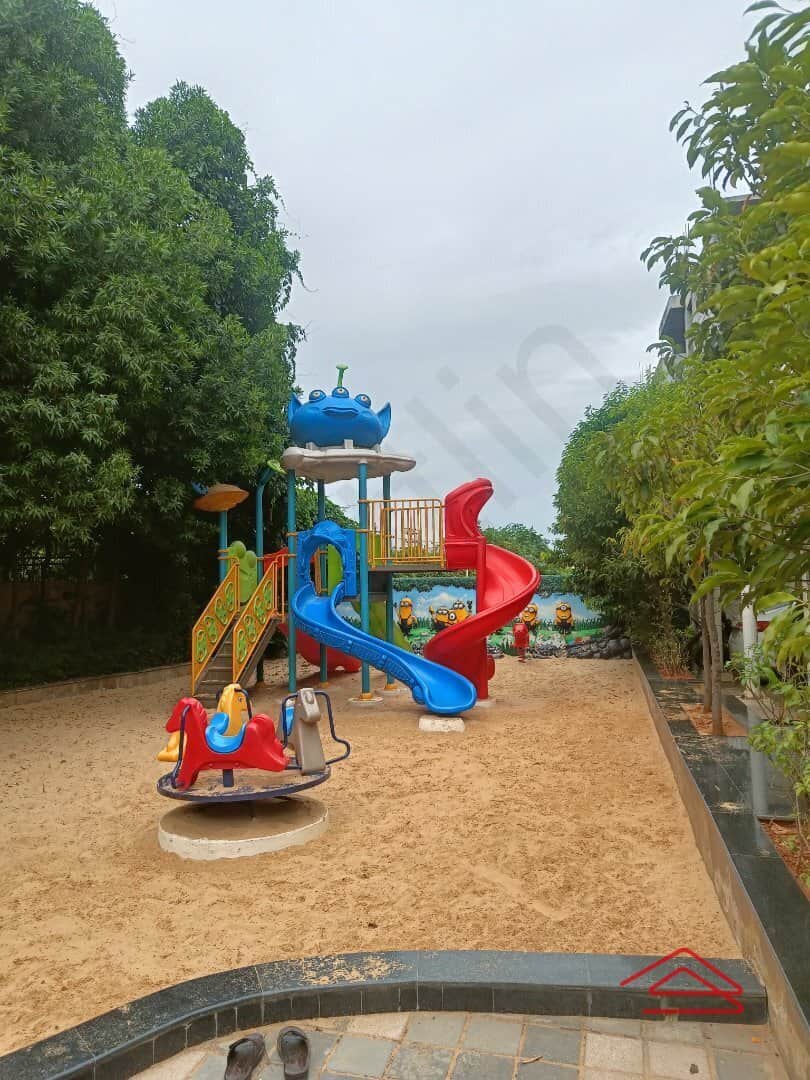 Project: KidsPlayArea